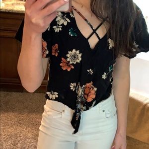 Black floral crop top